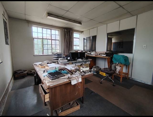 655M² WAREHOUSE FOR SALE IN DRIEHOEK